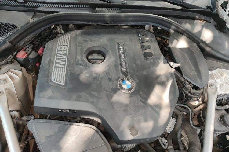 Used BMW 5 Series 2019 530Li Leading Model M Sport Package Engine Bay