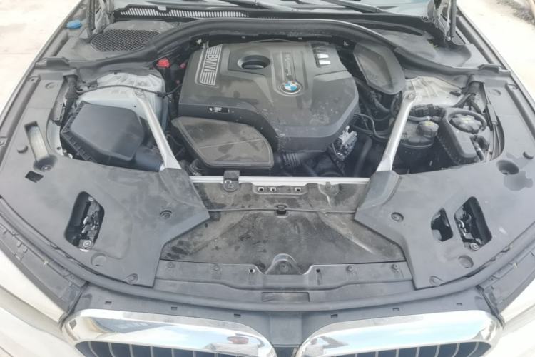 Used BMW 5 Series 2019 530Li Leading Model M Sport Package Engine Bay
