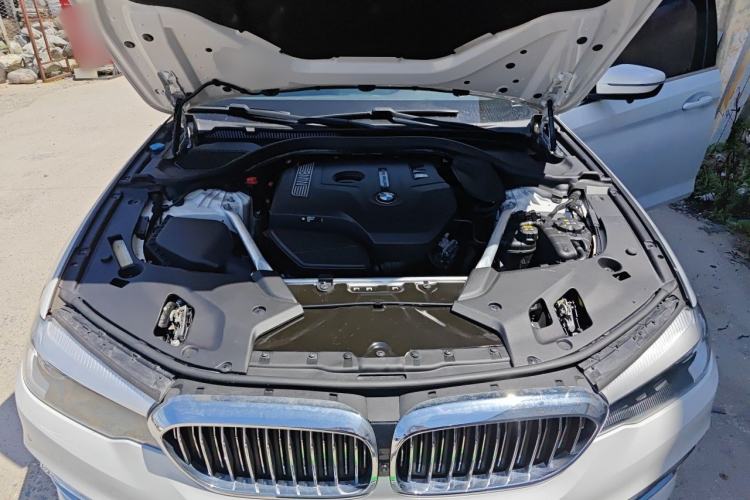 Used BMW 5 Series 2019 525Li Luxury Package Engine Bay