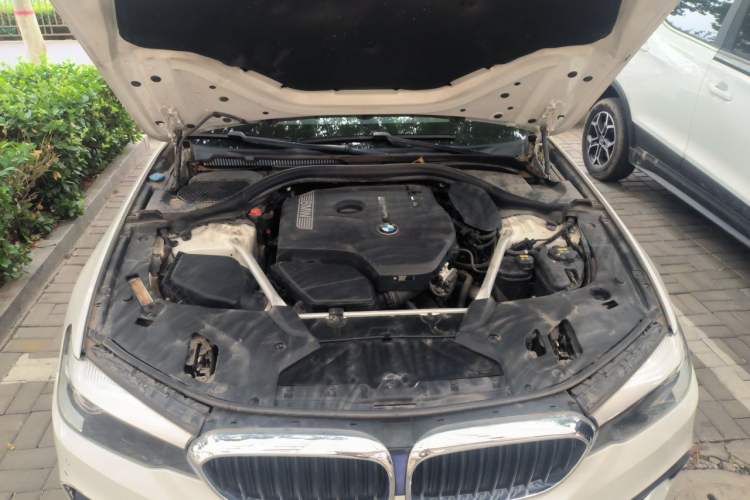 Used BMW 5 Series 2019 525i M Sport Package Engine Bay