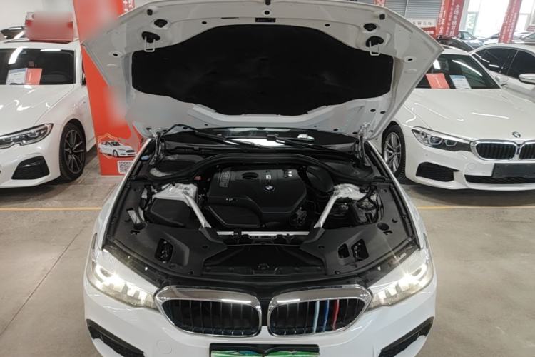Used BMW 5 Series 2019 525Li M Sport Package Engine Bay