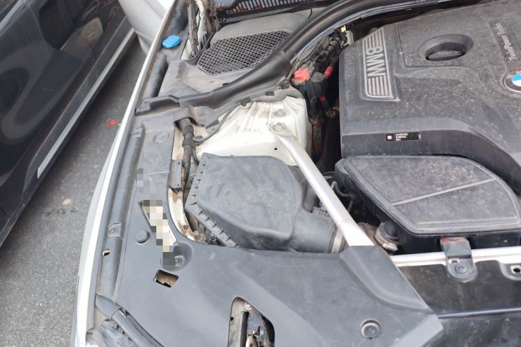Used BMW 5 Series 2019 525Li M Sport Package Engine Bay Right