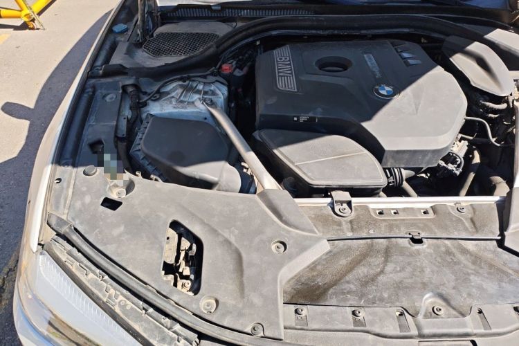 Used BMW 5 Series 2019 525Li M Sport Package Engine Bay Right