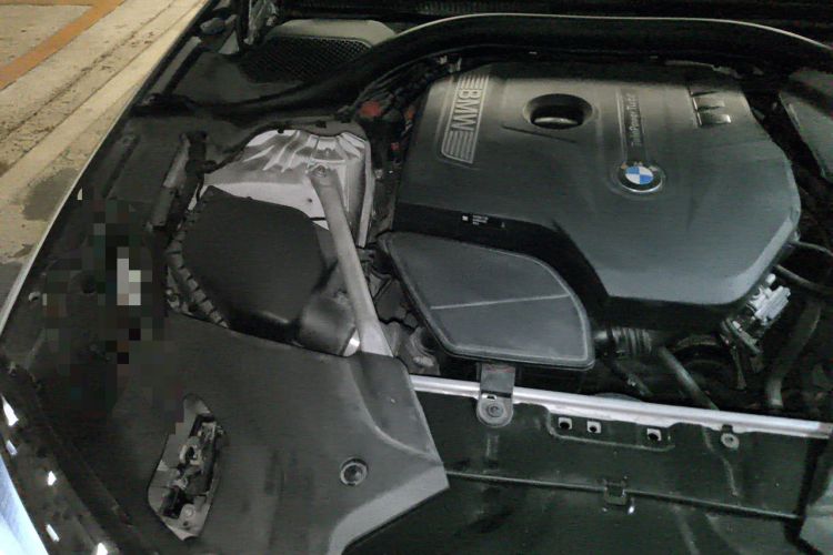 Used BMW 5 Series 2019 Facelifted 530Li Leading Edition Luxury Package Engine Bay Right