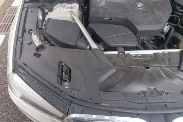 Used BMW 5 Series 2019 525Li Luxury Package Engine Bay Right