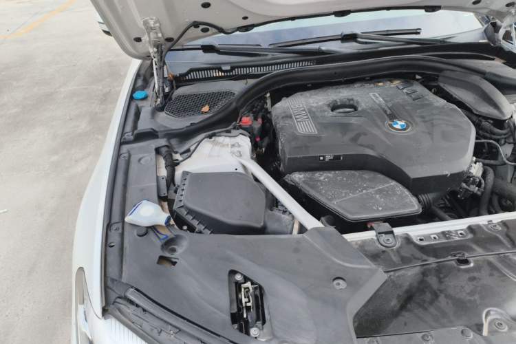 Used BMW 5 Series 2019 Facelifted 530Li Leading Edition M Sport Package Engine Bay Right