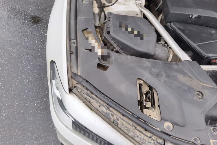 Used BMW 5 Series 2019 525Li M Sport Package Engine Bay Right
