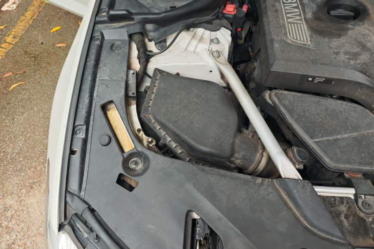 Used BMW 5 Series 2019 530Li Leading Model M Sport Package Engine Bay Right