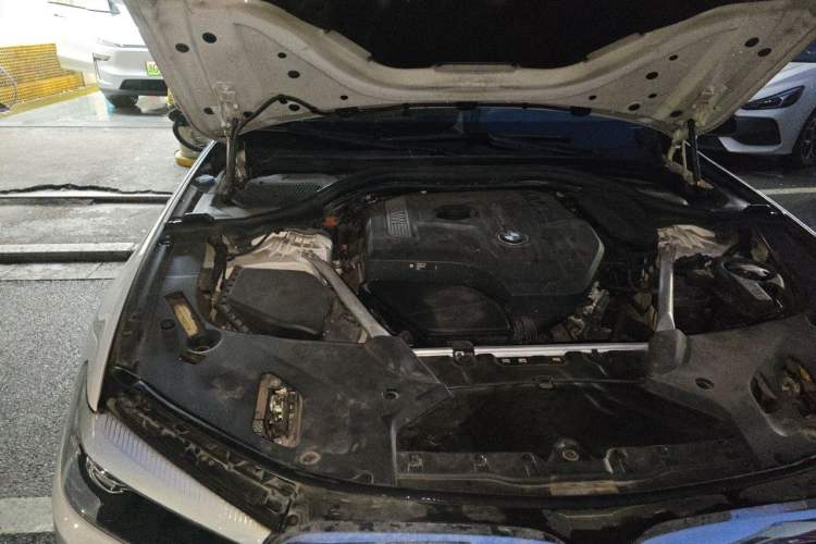 Used BMW 5 Series 2019 Restyled 525Li M Sport Package Engine Bay Right