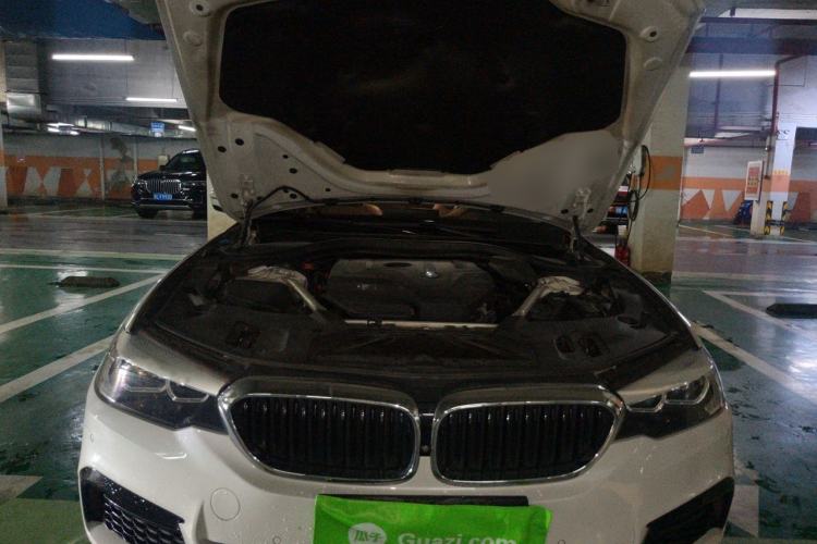 Used BMW 5 Series 2019 525Li M Sport Package Engine Bay