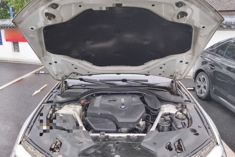 Used BMW 5 Series 2019 525Li M Sport Package Engine Bay
