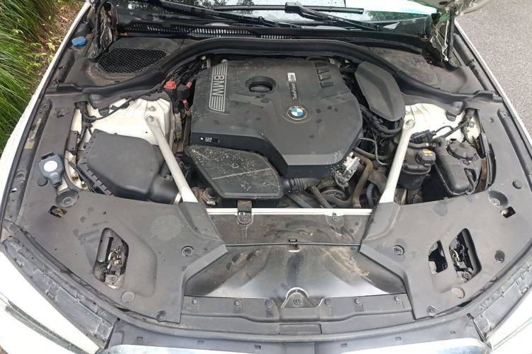 Used BMW 5 Series 2019 525i M Sport Package Engine Bay
