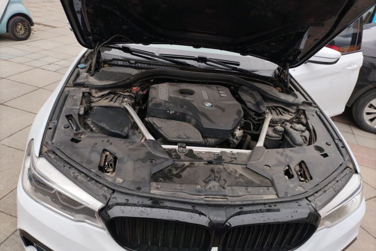 Used BMW 5 Series 2019 525Li M Sport Package Engine Bay