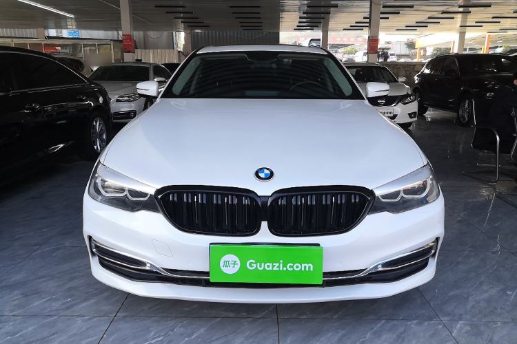 Used BMW 5 Series 2019 Facelifted 530Li Leading Edition Luxury Package Exterior 1