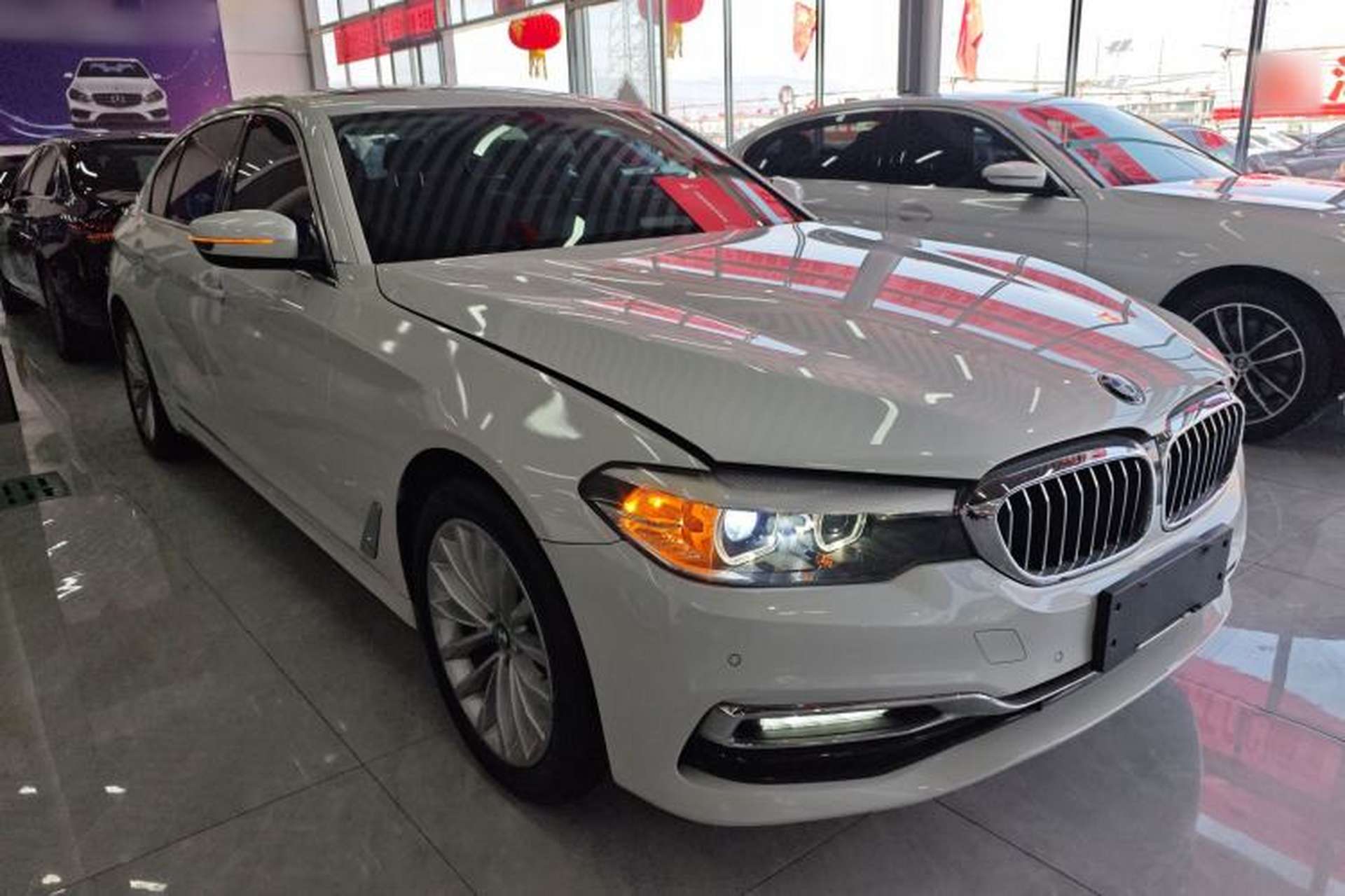 Used BMW 5 Series 2019 525Li Luxury Package Exterior 1