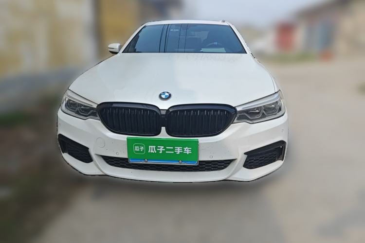 Used BMW 5 Series 2019 530Li Leading Model M Sport Package Exterior 1