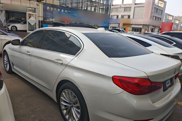 Used BMW 5 Series 2019 525Li Luxury Package Exterior 2