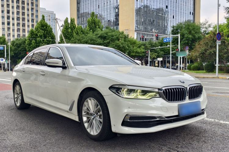 Used BMW 5 Series 2019 Facelifted 530Li Luxury Edition Premium Package Exterior 2