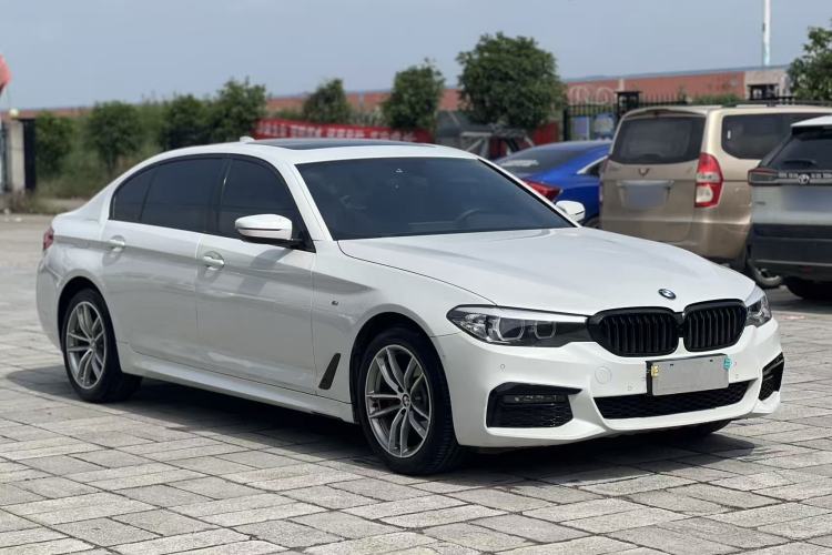 Used BMW 5 Series 2019 525Li M Sport Package Exterior 2