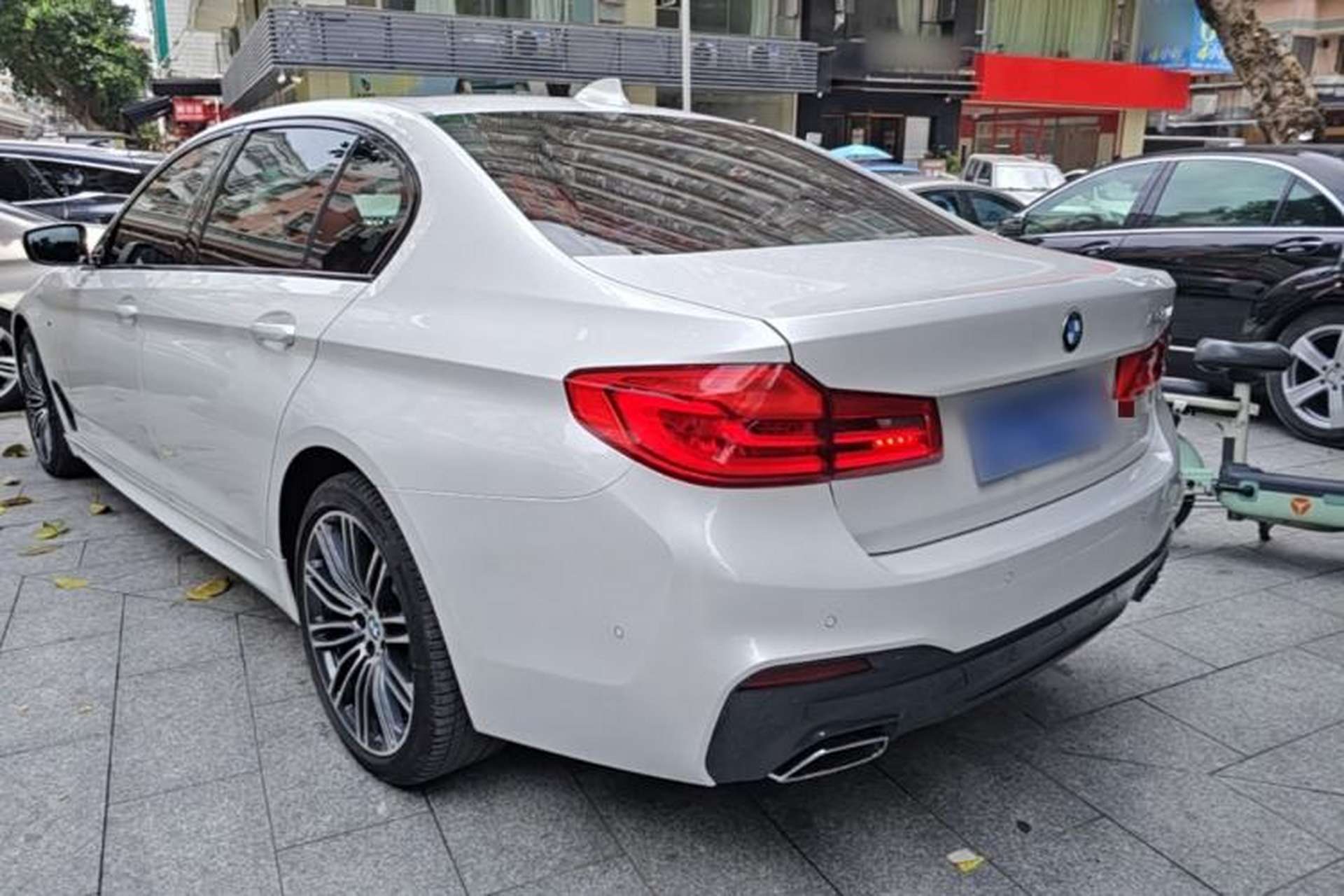 Used BMW 5 Series 2019 530Li Luxury Edition M Sport Package Exterior 2