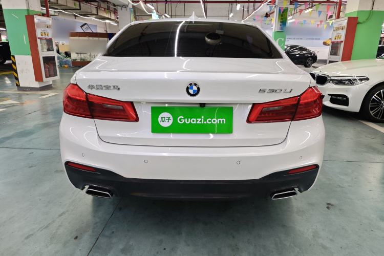 Used BMW 5 Series 2019 Facelifted 530Li Leading Edition M Sport Package Exterior 2