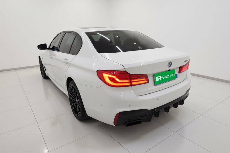 Used BMW 5 Series 2019 530Li Leading Model M Sport Package Exterior 2