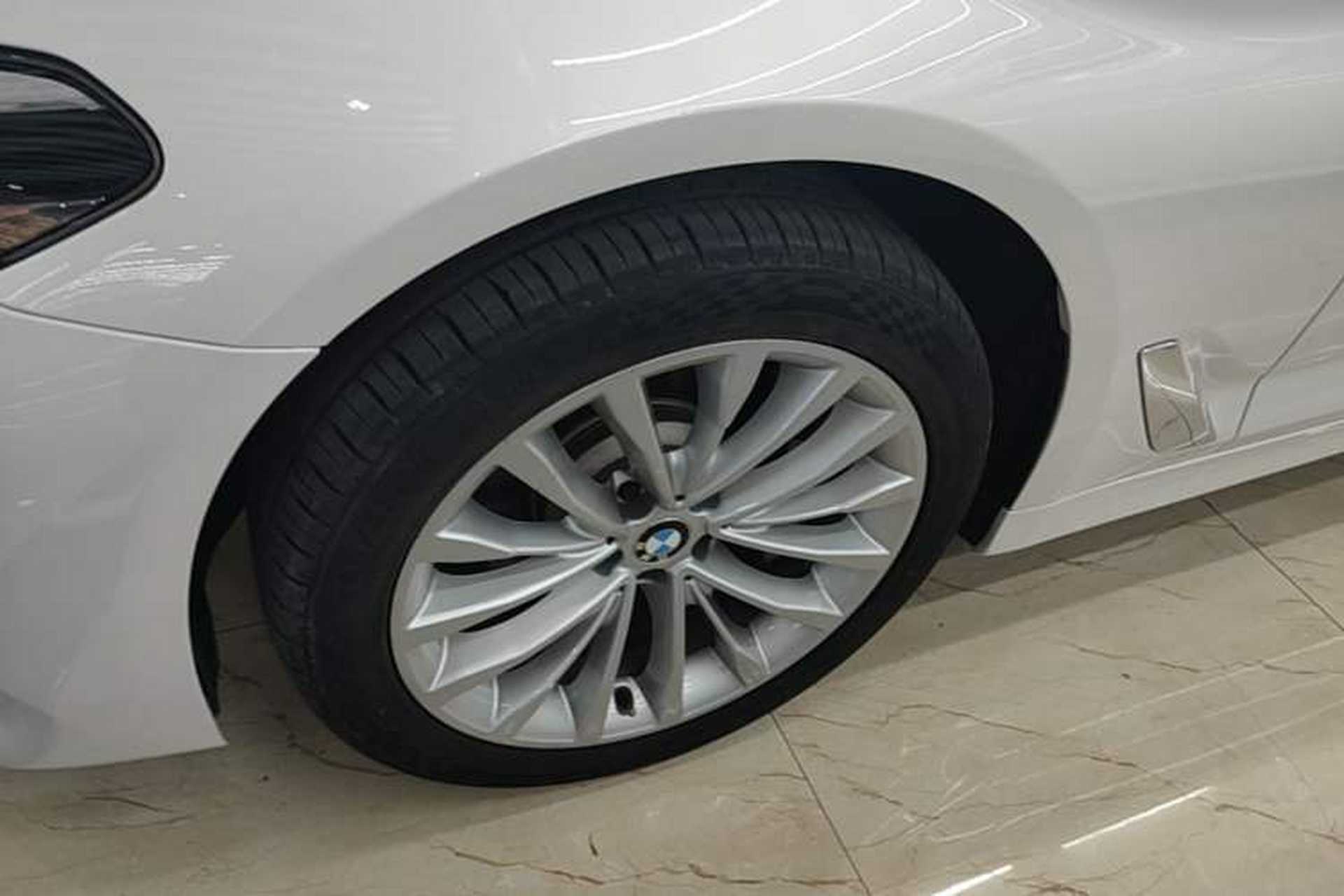 Used BMW 5 Series 2019 530Li xDrive Luxury Package Exterior 2