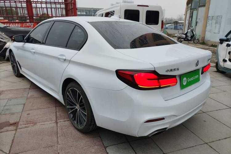 Used BMW 5 Series 2019 525Li M Sport Package Exterior 2
