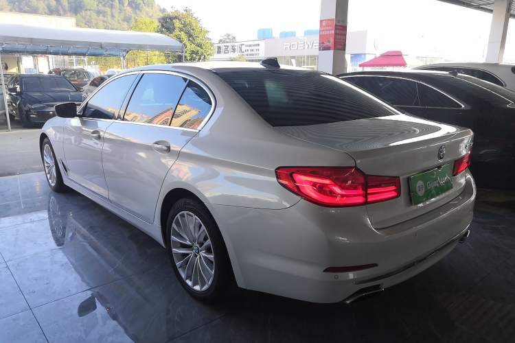 Used BMW 5 Series 2019 Facelifted 530Li Leading Edition Luxury Package Exterior 3