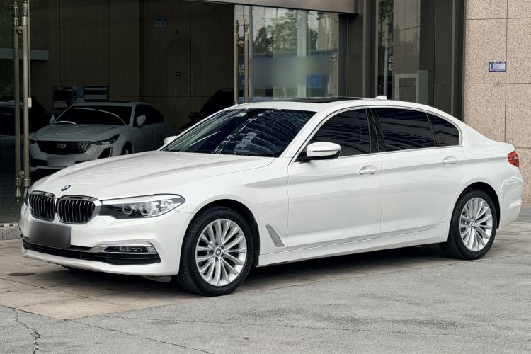 Used BMW 5 Series 2019 525Li Luxury Package Exterior 3