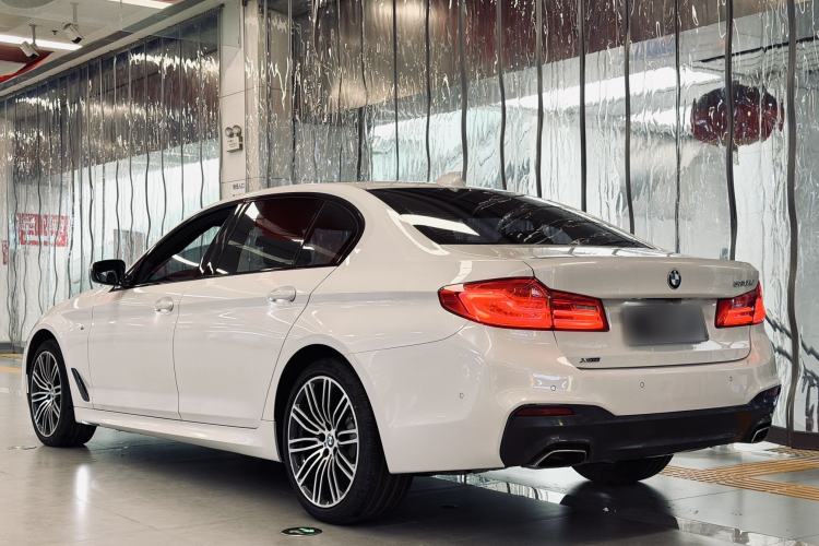 Used BMW 5 Series 2019 530Li xDrive M Sport Package Exterior 3