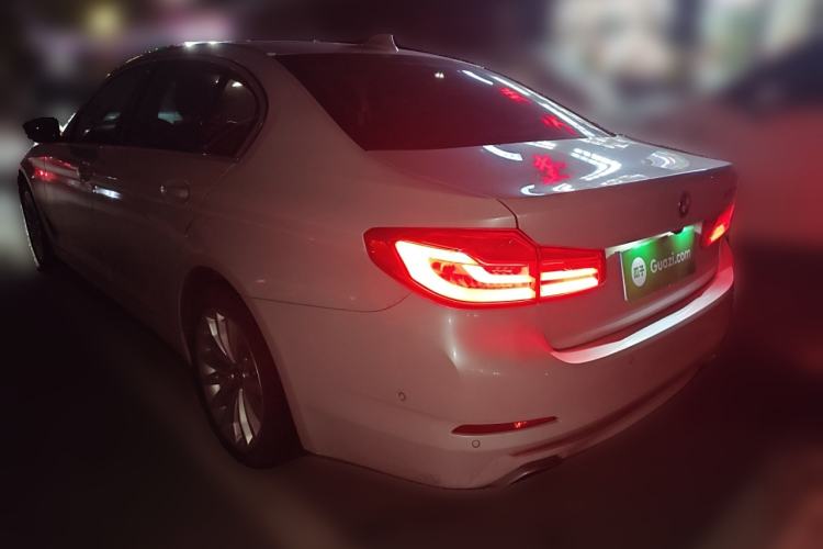 Used BMW 5 Series 2019 Facelifted 530Li Luxury Edition Premium Package Exterior 3