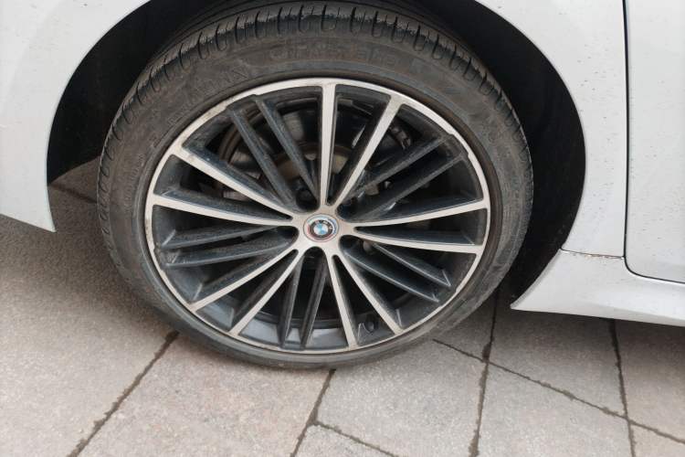 Used BMW 5 Series 2019 525Li M Sport Package Exterior 5