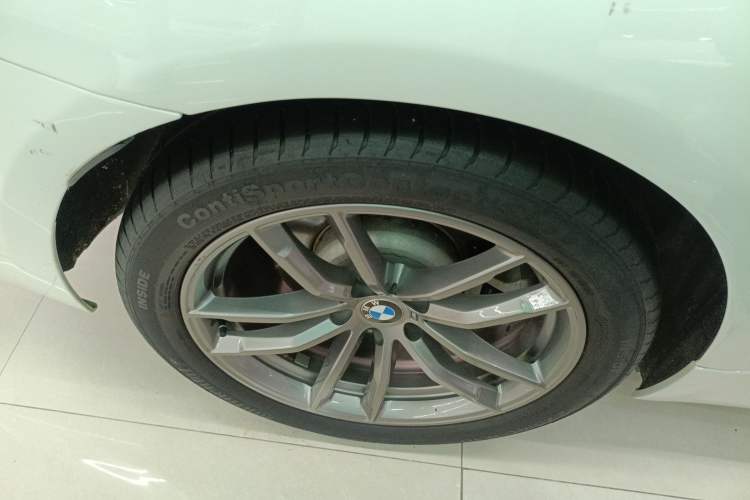 Used BMW 5 Series 2019 525i M Sport Package Exterior 5
