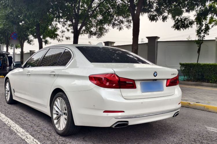 Used BMW 5 Series 2019 Facelifted 530Li Luxury Edition Premium Package Exterior 6