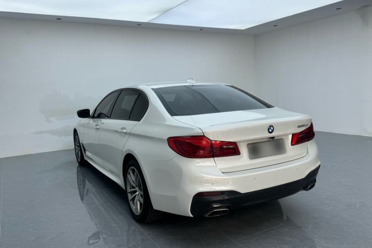 Used BMW 5 Series 2019 Restyled 525Li M Sport Package Exterior 6