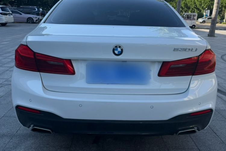 Used BMW 5 Series 2019 525Li M Sport Package Exterior 6