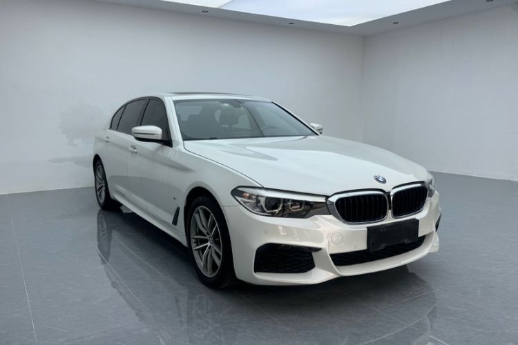 Used BMW 5 Series 2019 Restyled 525Li M Sport Package Exterior 9