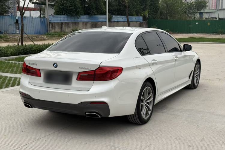 Used BMW 5 Series 2019 525Li M Sport Package Exterior 9