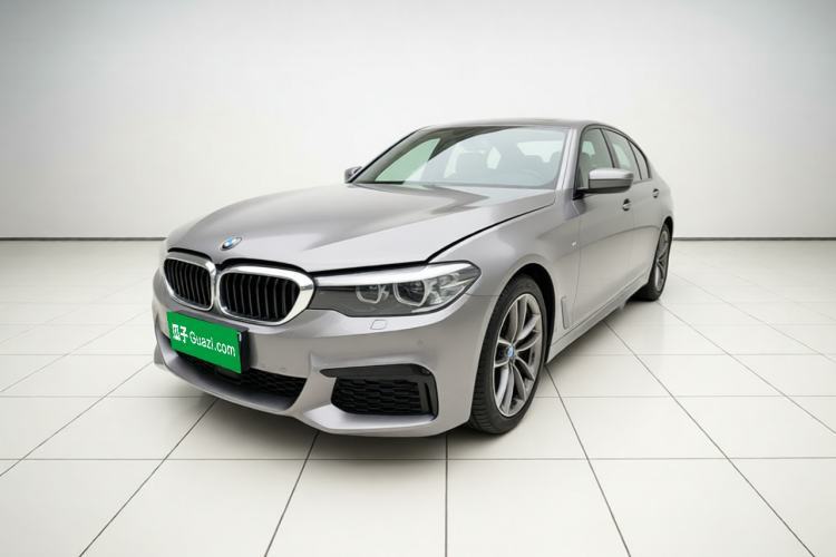 BMW 5 Series 2019 525i M Sport Package de segunda mano Guazi used car, China used car export, Used car for sale, Used cars, Cheapest cars for sale