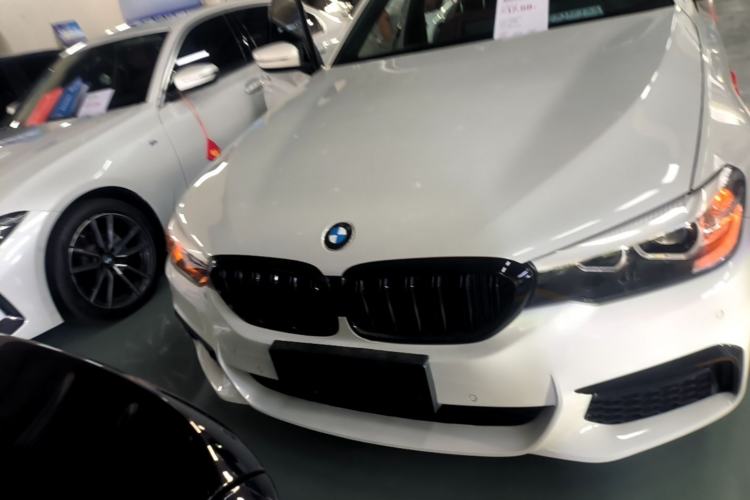 Used BMW 5 Series 2019 530Li Leading Model M Sport Package Front