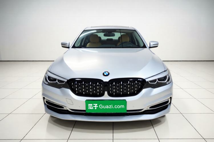 Used BMW 5 Series 2019 Facelifted 525Li Luxury Package Front