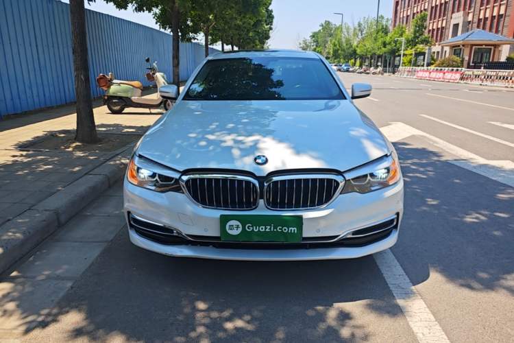 Used BMW 5 Series 2019 Facelifted 525Li Luxury Package Front