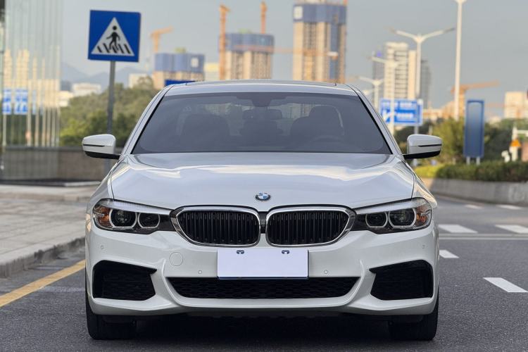 Used BMW 5 Series 2019 Facelifted 530Li Leading Edition M Sport Package Front