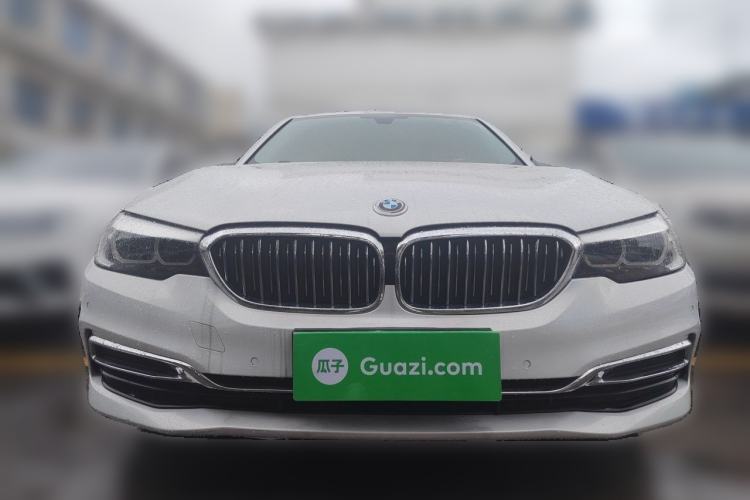 Used BMW 5 Series 2019 Facelifted 525Li Luxury Package Front