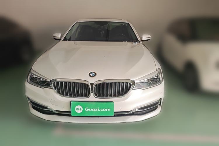 Used BMW 5 Series 2019 Facelifted 530Li Luxury Edition Premium Package Front