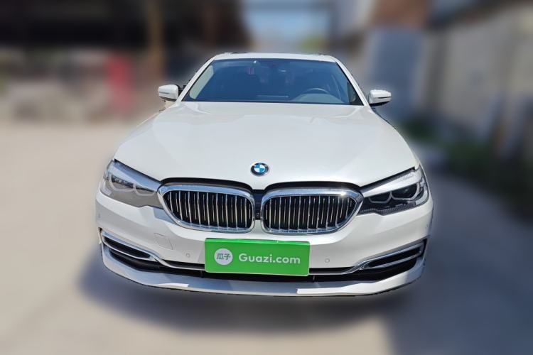 Used BMW 5 Series 2019 525Li Luxury Package Front