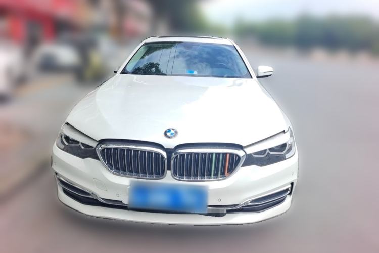 Used BMW 5 Series 2019 Facelifted 525Li Luxury Package Front