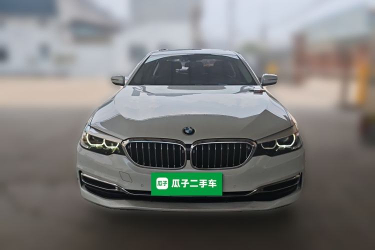 Used BMW 5 Series 2019 Facelifted 525Li Luxury Package Front