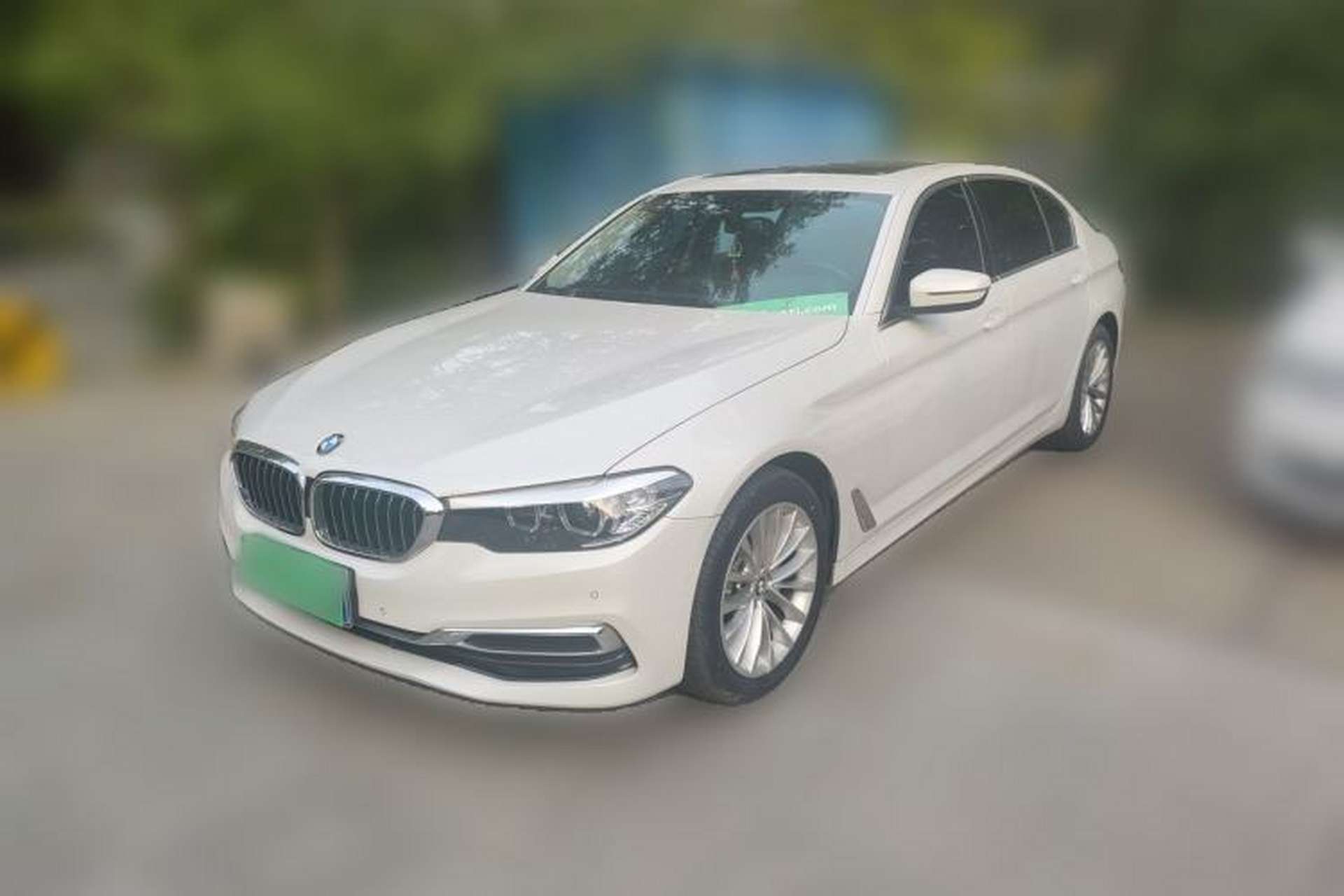 Used BMW 5 Series 2019 Facelifted 525Li Luxury Package Front Left 45 Deg